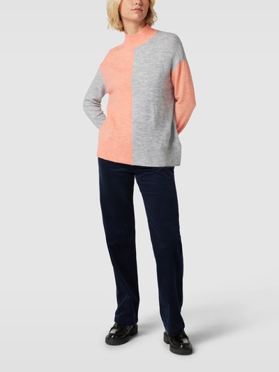 Christian Berg Woman Strickpullover in Two-Tone-Machart Apricot 1