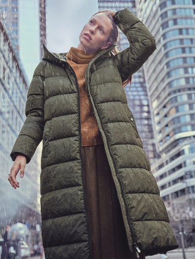 NAUTGÅRD Gewatteerde lange jas met Sorona® Aura-vulling Kaki gemêleerd - 8