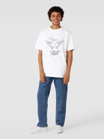 Mister Tee Oversized T-Shirt mit Motiv-Print Modell 'DOVES' Weiss 1