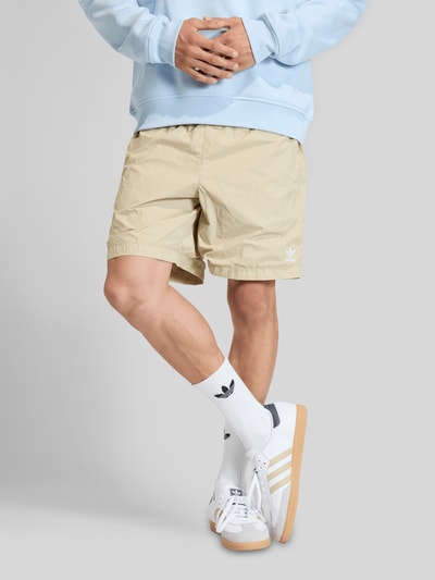 adidas Originals Shorts mit Logo Stitching aus reiner Baumwolle Beige 4
