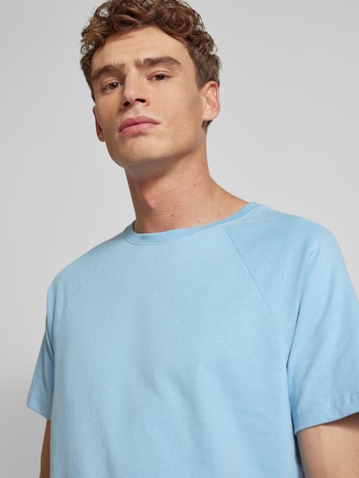 REVIEW Essentials Raglan T-Shirt Rauchblau 3