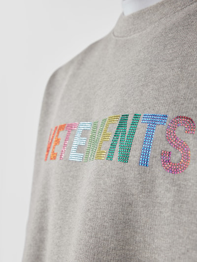 VETEMENTS Sweatshirt mit Label-Detail Mittelgrau Melange 3