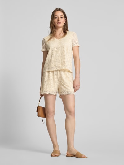 Vero Moda Regular fit korte broek met etskanteffect, model 'MAYA' Offwhite - 1