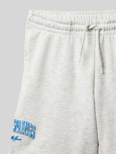 Jack & Jones Sweatshorts mit Eingrifftaschen Modell 'KANE' Hellgrau Melange 2