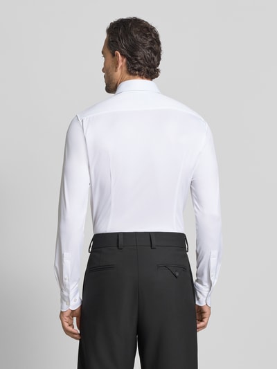 BOSS Slim Fit Businesshemd mit Haifischkragen Modell 'HANK' Weiss 5