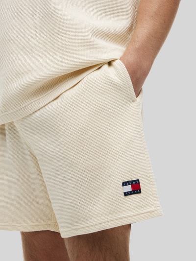 Tommy Jeans Bermudy o kroju regular fit z czystej bawełny z delikatną fakturą Piaskowy 3