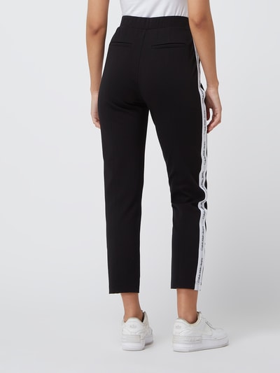 Calvin Klein Jeans Trackpants mit Logo-Streifen Black 6