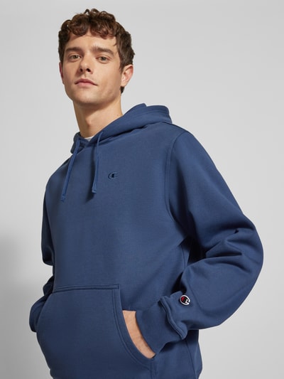 CHAMPION Hoodie mit Logo-Patch Marine 3