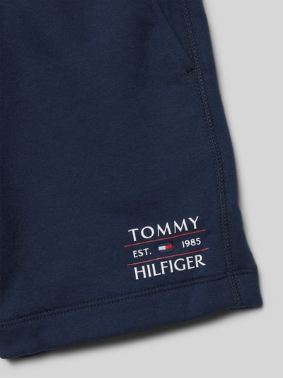 Tommy Hilfiger Kids Sweatshorts mit Label-Detail Marine 2