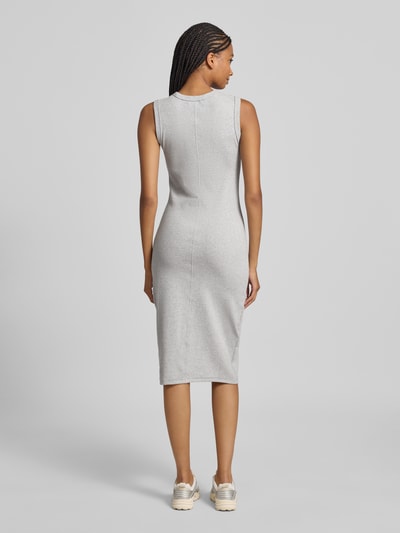 Calvin Klein Jeans Midi-jurk met logobadge Lichtgrijs gemêleerd - 5