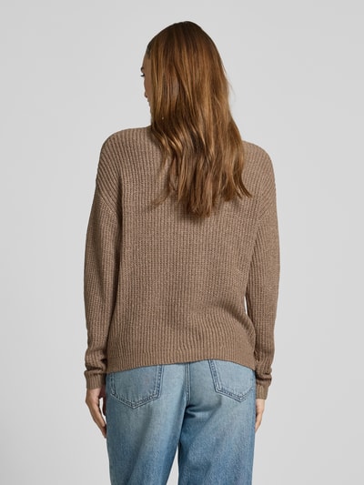 Christian Berg Woman Gebreide pullover met extra brede schouders Middenbruin - 5