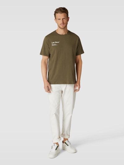 Les Deux T-Shirt mit Label-Print Modell 'Brody' Olivgrün 1