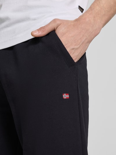 Napapijri Regular Fit Sweatshorts mit elastischem Bund Modell 'NALIS' Black 3