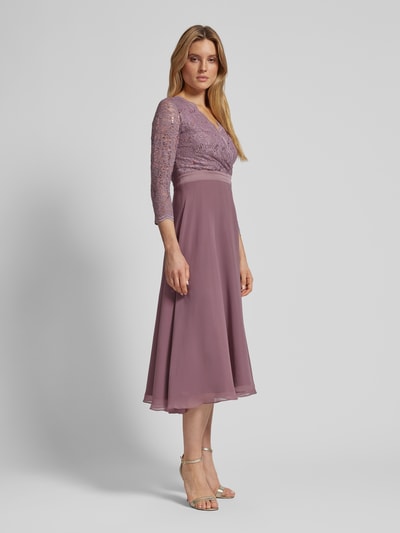 Swing Cocktailkleid mit Spitzenbesatz Mauve 1