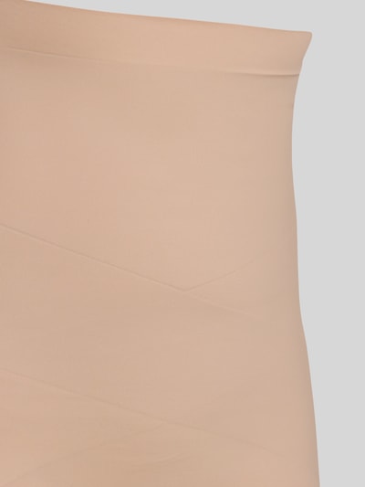 Produktfoto, Slim Fit Bermuda im High-Waist-Design von MAGIC Bodyfashion in Beige mit fein eingearbeitetem Strukturmuster und Elastischer-Material-Mix.