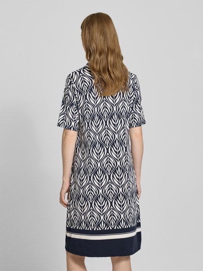 s.Oliver BLACK LABEL Fließendes Minikleid mit Allover-Muster Marine 5