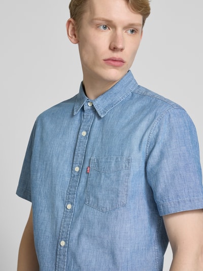 Levi's® Standard Fit Jeanshemd mit Brusttasche Modell 'SUNSET' Hellblau 3