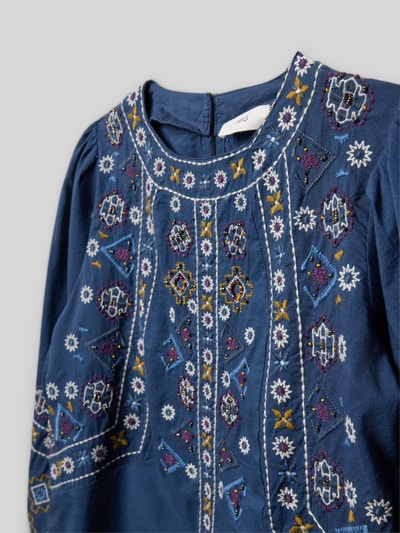 Produktfoto, Bluse mit Stitchings Modell 'RANIA' von Mango aus reiner Baumwolle in Dunkelblau mit bunten Ziernähten, Regular Fit, Rundhalsausschnitt