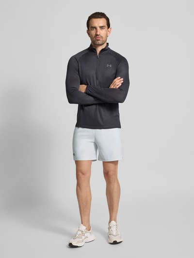 Under Armour Relaxed Fit Shorts mit Logo-Print Modell 'Vanish' Hellgrau 1