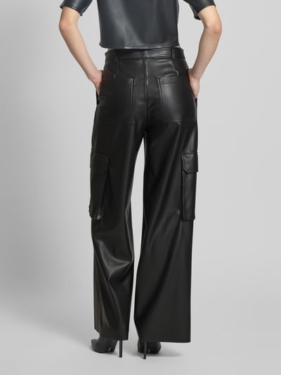 HUGO Wide Leg Hose in Leder-Optik Modell 'Haleva' Black 5