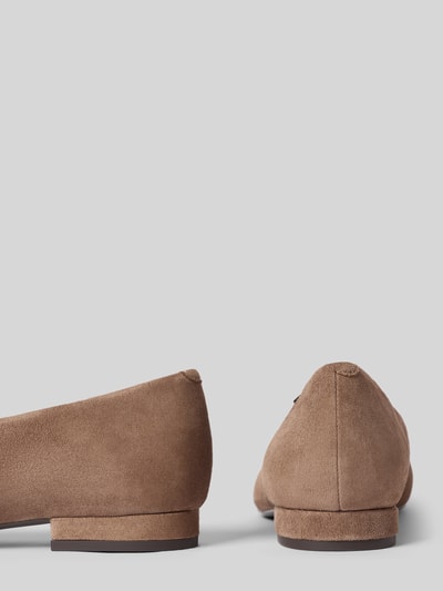 Produktfoto, Ballerina aus echtem Rindsleder von Tamaris in beige, samtige Textur, eckige Formen, Damen Ballerina von Tamaris