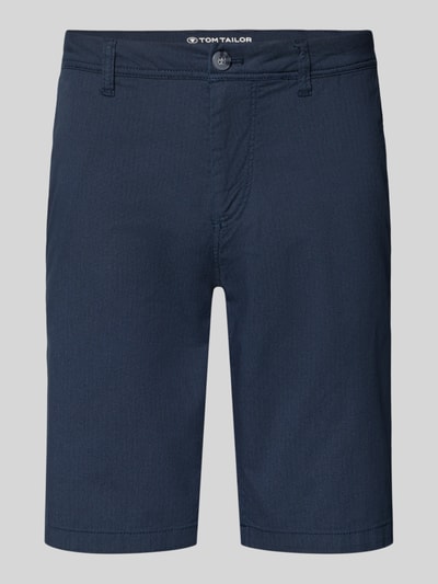 Produktfoto, Slim Fit Chinoshorts aus Baumwoll-Mix von Tom Tailor in Dunkelblau, Optik:Allover-Muster, feines Webmuster, Twill, Logo-Applikation, Eingrifftaschen, Gesäßtaschen, Materialverarbeitung: Baumwoll-Mix.