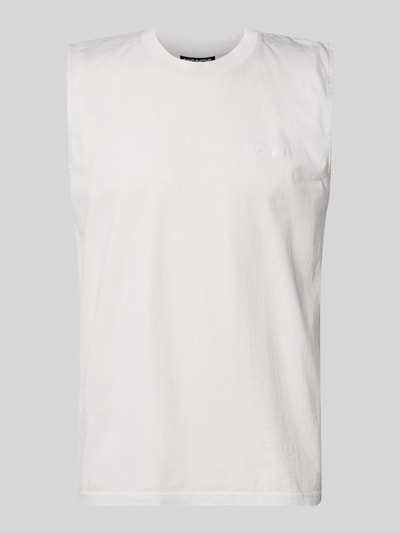 Produktfoto, weißes Tanktop mit Label-Stitching und Rundhalsausschnitt von Pegador aus reiner Baumwolle im Relaxed-Fit, Rückenlänge 66 cm in Größe M.