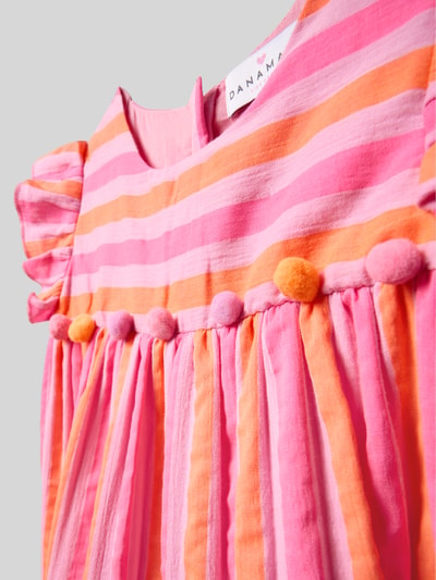 Produktfoto, Klein mit Bommeln und Rundhalsausschnitt von DANAMADE, Kinder Kleid in Pink- und Orangetönen, reine Baumwolle, A-Linie, Bommeln als Zierde, strukturierte Stoffoptik