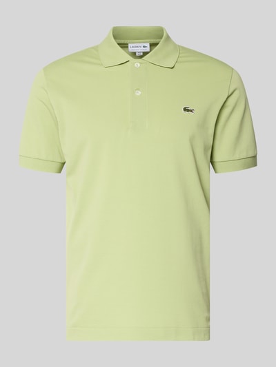 Produktfoto, Regular Fit Poloshirt aus Baumwoll-Mix von Lacoste in Optik: Unifarben mit Logo-Detail, Polokragen, Piqué-Textur, grün
