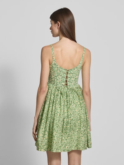 LACE & BEADS Cocktailjurk met veters aan de achterkant Groen - 5