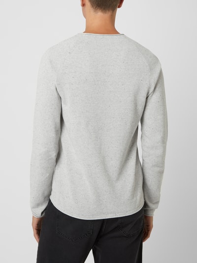 Jack & Jones Sweter z dzianiny z naszywką z logo model ‘HILL’ Średnioszary melanż 5