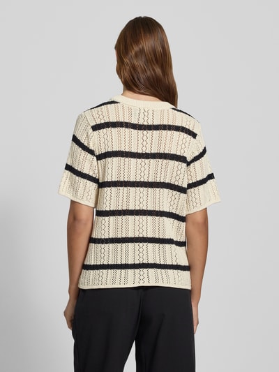 Pieces Regular Fit Strick-T-Shirt aus reiner Baumwolle Beige 5