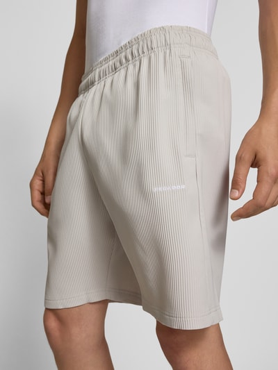 Pegador Relaxed Fit Shorts mit Plisseefalten Modell 'TROY' Hellgrau 3