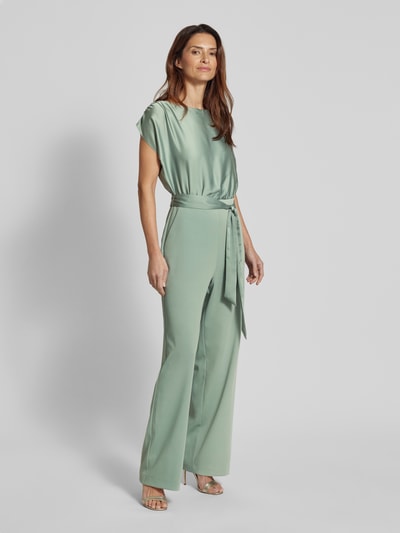 Swing Jumpsuit mit Rundhalsausschnitt Hellgruen 1