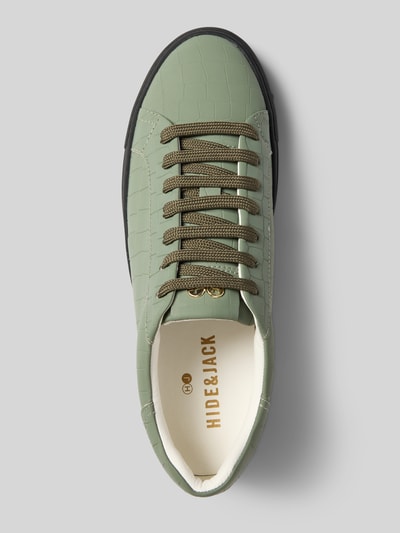 Produktfoto, Sneaker mit Strukturmuster Modell 'Essence' von Hide&Jack in Grün mit abgerundeter Form, Schnürverschluss, strukturierte Sohle, Label-Prägung, Absatzhöhe 3 cm, Schafthöhe 7 cm, Schaftweite 10 cm