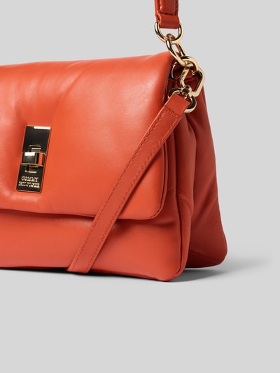 Tommy Hilfiger Torba na ramię ze skóry owczej nappa Terakotowy 3