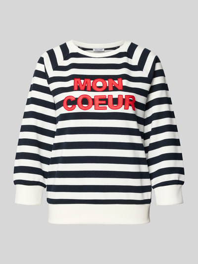Produktfoto, Sweatshirt mit Rundhalsausschnitt und 3/4-Arm von More & More, Material-Mix mit Viskose-Anteil, Regular-Fit, Statement-Print, Querstreifen in Schwarz und Weiß, leicht strukturierte Textur.