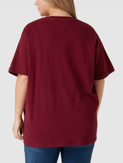 Tommy Jeans Curve PLUS SIZE T-Shirt mit Label-Stitching Bordeaux 5