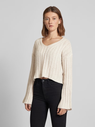 Noisy May Cropped Strickpullover mit V-Ausschnitt Modell 'NINA' Ecru 4