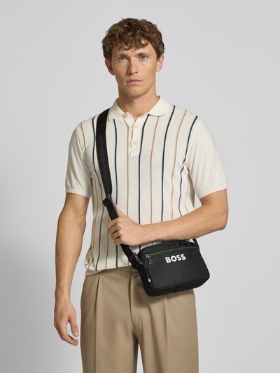 BOSS Umhängetasche mit gummiertem Label Print Modell 'CATCH-3.0' Black 1