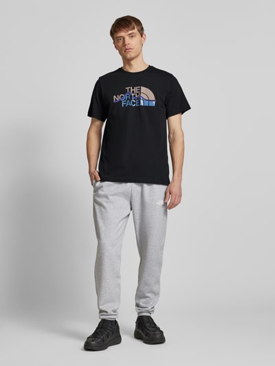 The North Face T-shirt met labelprint, model 'MOUNTAIN LINE' Zwart - 1