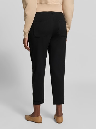 Juvia Sweatpants in verkürzter Passform Black 5