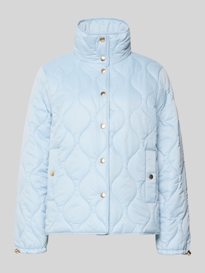 Produktfoto, Regular Fit Jacke mit gefüttertem Stehkragen von Christian Berg Woman Selection, hellblau, Stepp-Optik, goldene Knöpfe, zwei Eingrifftaschen, glatte Textur