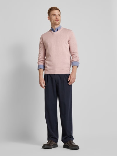 Tom Tailor Regular fit gebreide pullover met V-hals Roze - 1