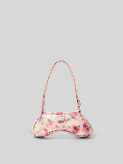 Produktfoto, Crossbody Bag mit Label-Detail von Diesel in Rosa-Weiß mit floraler Textur, Hauptfach mit Umschlag, Schulterriemen, 21x13x7 cm.