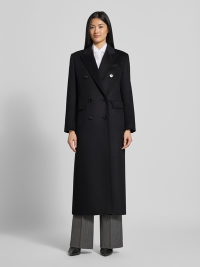 Frauenmodel trägt Regular Fit Mantel aus reiner Schurwolle Modell 'MSTEFFIGE' von Max Mara Studio in Schwarz, glatte Struktur, Ganzkörperansicht von vorne.