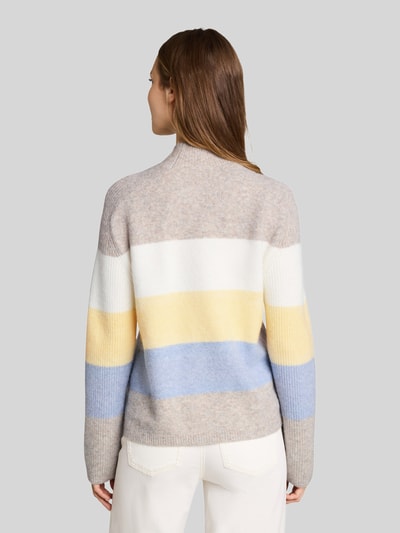 Tom Tailor Denim sweter o kroju regular fit z dodatkiem wełny Beżowy 5