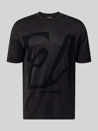 Produktfoto, T-Shirt mit Label-Print von Emporio Armani in Schwarz, gerader Schnitt, Rundhals, Lyocell-Baumwoll-Mix, großer Schriftzug
