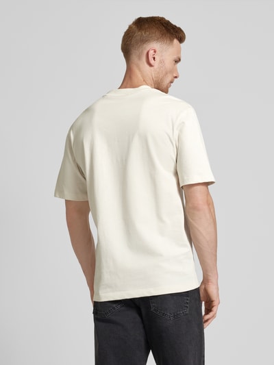HUGO T-Shirt mit Label-Patch Modell 'Drambok' - HUGO X RB Offwhite 5