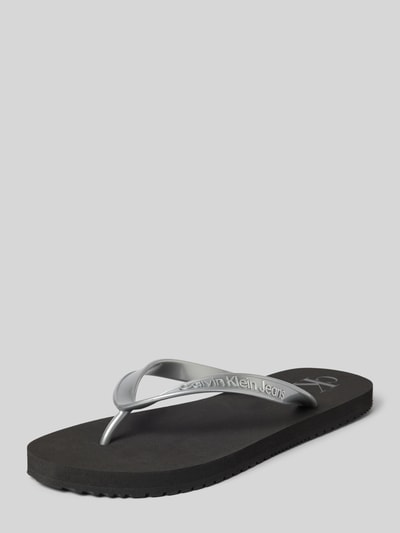 Calvin Klein Jeans Zehentrenner mit Label-Schriftzug Silber 1